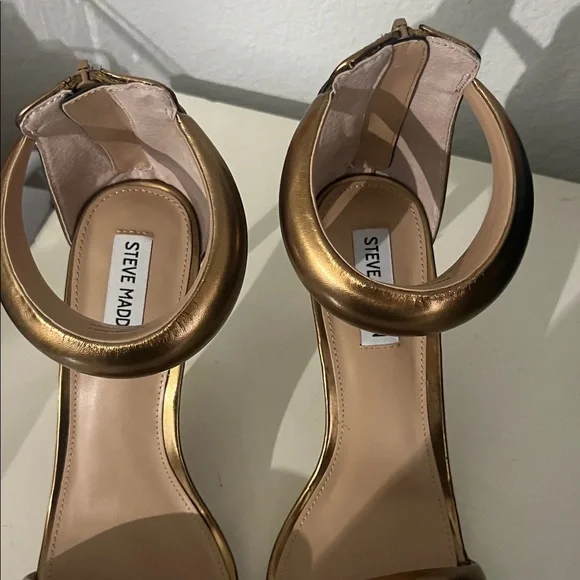 Steve Madden Women's Partay Heeled Stiletto Bronze Color Size 8.5 - Picture 7 of 11